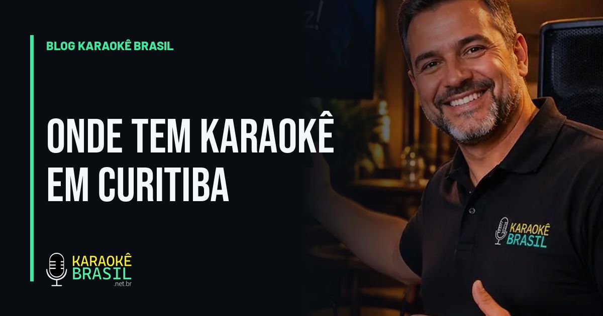 Apresentador de karaokê com microfone, chamando o próximo cantor