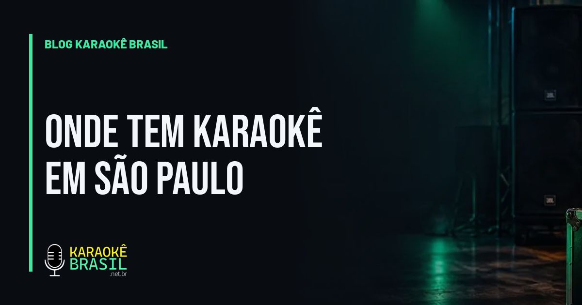 Palco de karaokê pronto, com caixas de som e luz verde, esperando o primeiro cantor